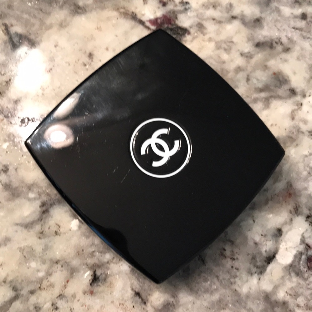 Authentic CHANEL eyeshadow palette